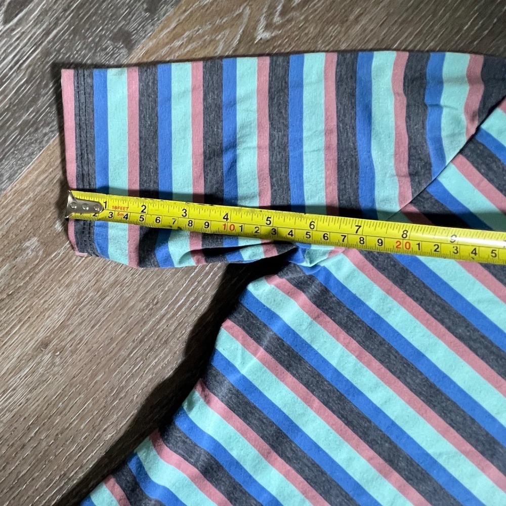 LuLaRoe Striped T-Shirt Women Medium Multi-Color Short Sleeve Scoop Neck Top - Picture 5 of 7